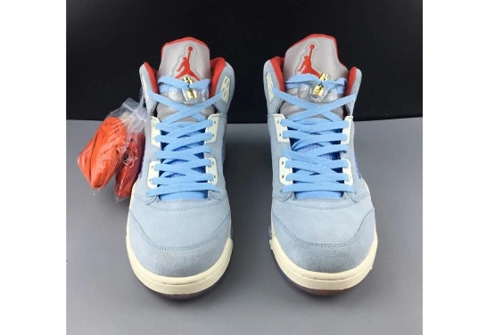 JORDAN CI1899-400 JSP ROOM AIR TROPHY 5 X BLUE ICE CI1899-400 0510